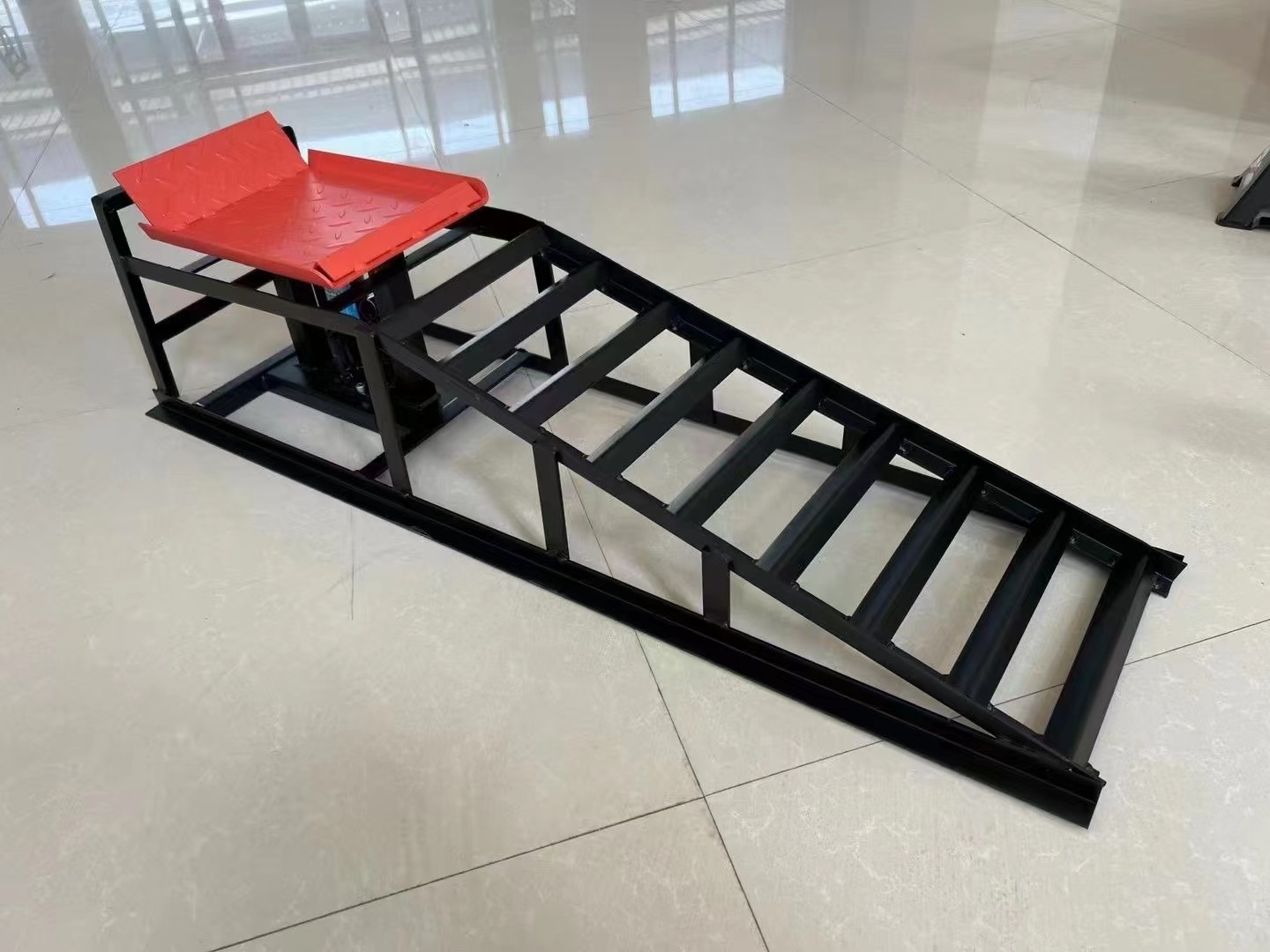 Hydrauliczna rampa do podnosze – Hydraulic Car Lift recenzja i cena